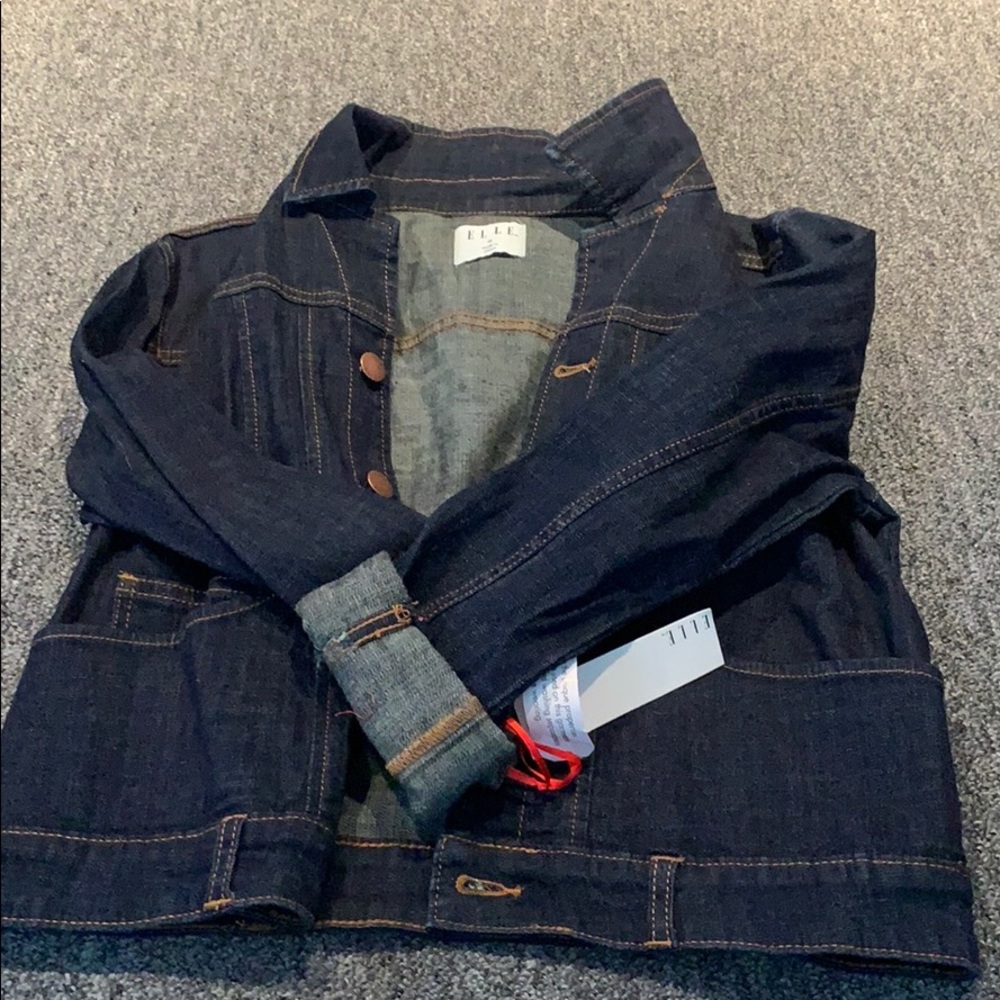 BRAND NEW JEAN JACKET